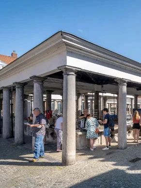 Brugge - Markt van de Vismarkt